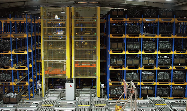 臨沂四向穿梭車(chē)半成品庫(kù)